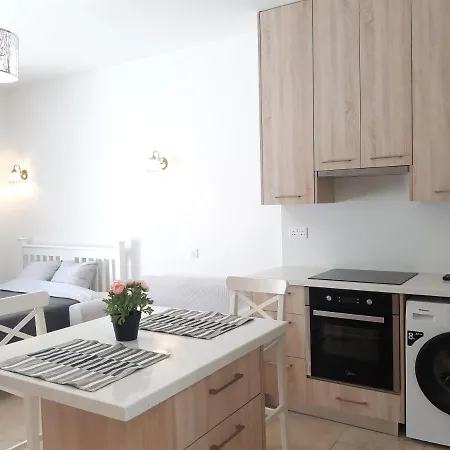Apartament Sun Sea B102 By The Limassol